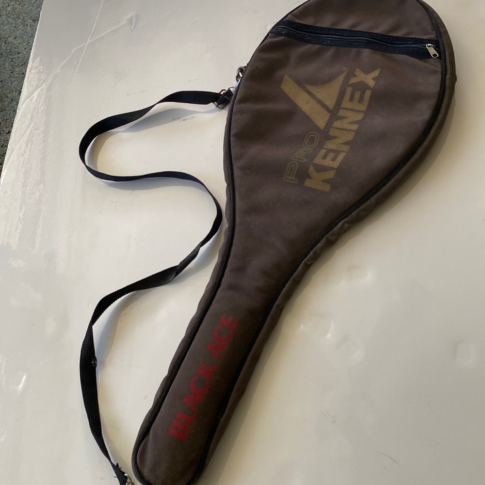 PRO KENNEX 98 BLACK ACE tennis racket & carry bag  leather grip almost like new